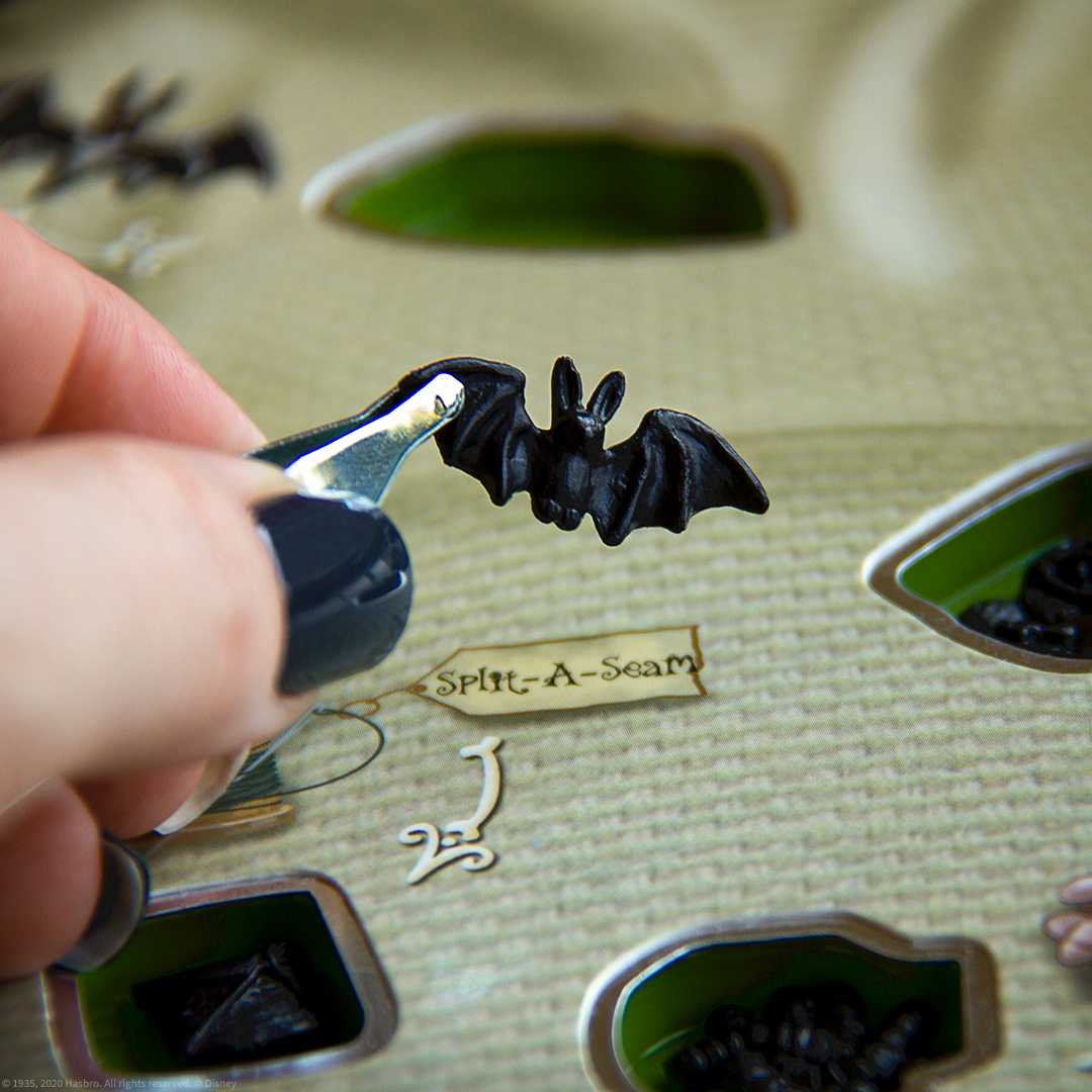 OPERATION®: Disney The Nightmare Before Christmas