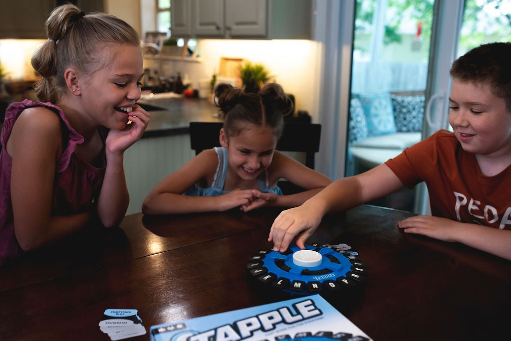 Tapple Review, A fast playing word based party game that is great for  groups and public play
